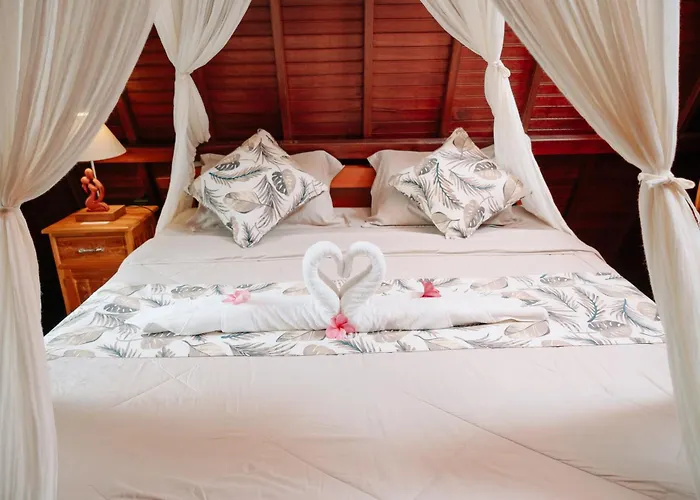 The Pyramid Ubud River Villa